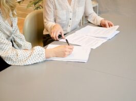 Jakie są różnice między strategią rynkową a strategią produktową