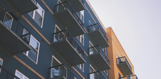 Obsługa prawna wspólnot mieszkaniowych – wiele ustaw, wątków i problemów Obsługa prawna wspólnot mieszkaniowych